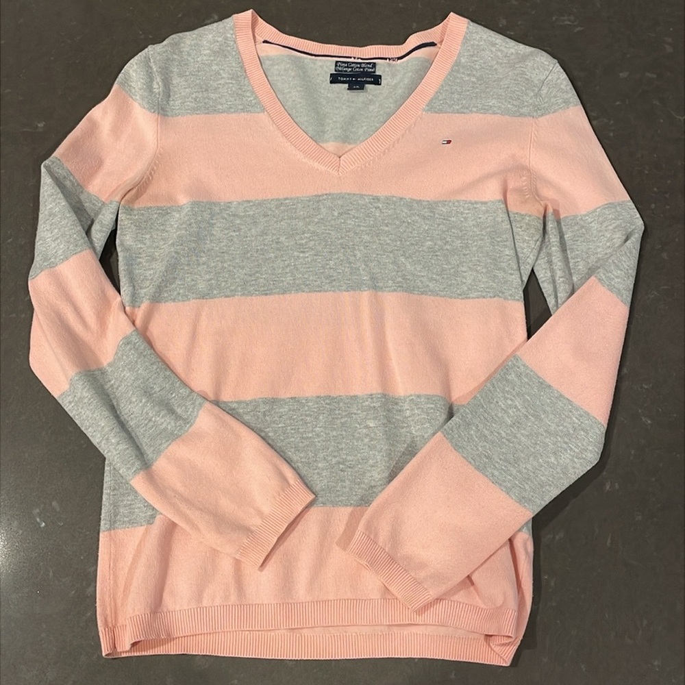 Tommy Hilfiger Pink and Gray Striped Lightweight Sweater Small